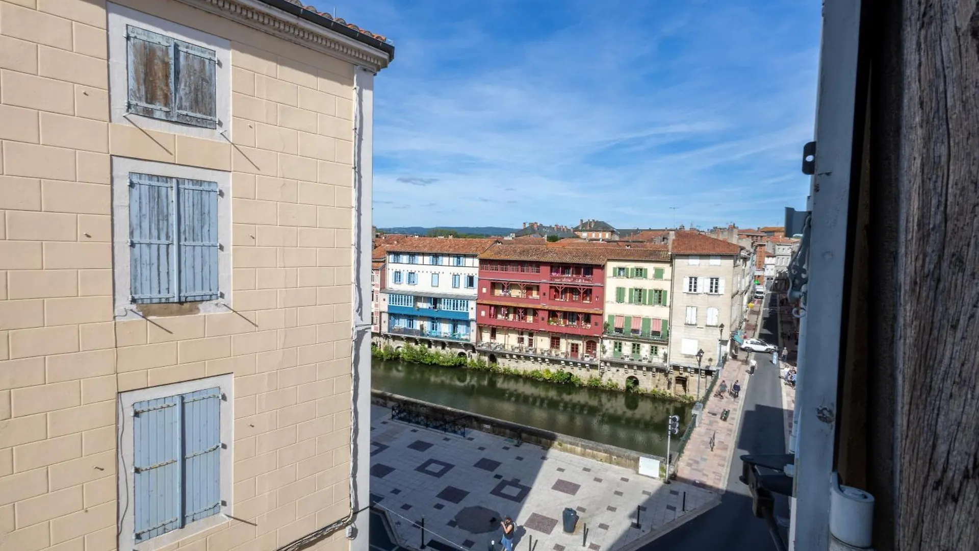 Le Canope - T3 Duplex, 2 Salles D'Eau, Hypercentre Castres  0*, Castres (Tarn) France